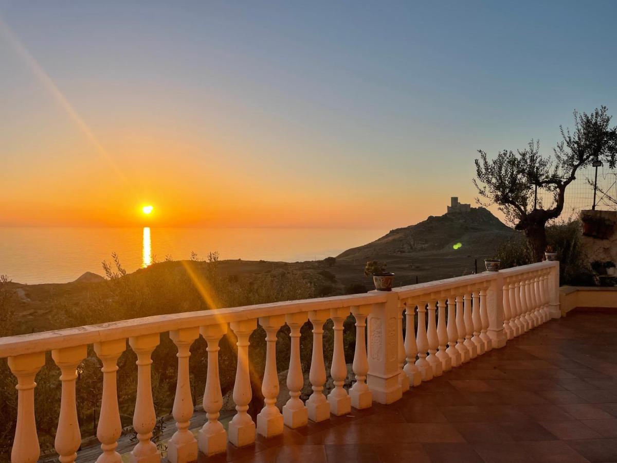 La Collina Sul Mare Bed & Breakfast Palma di Montechiaro Luaran gambar